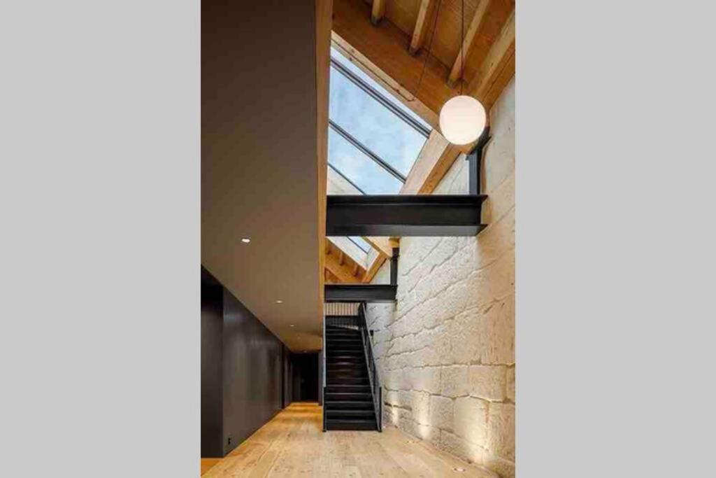 Boutique Rentals-Art & Charm II Apt W/ Terrace Porto Luaran gambar